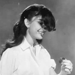 从来没剪过刘海剪什么刘海好看,很多年没有剪过这样的刘海了