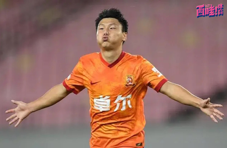 一战成名！“中国特劳雷”让国足老大哥汗颜，他是国足未来之星