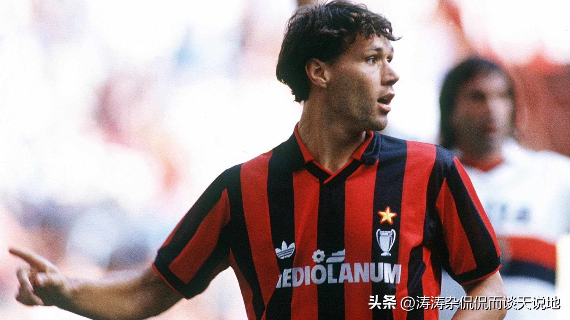 足球场上，每个位置的上限是什么？想成为球王，得踢什么位置？