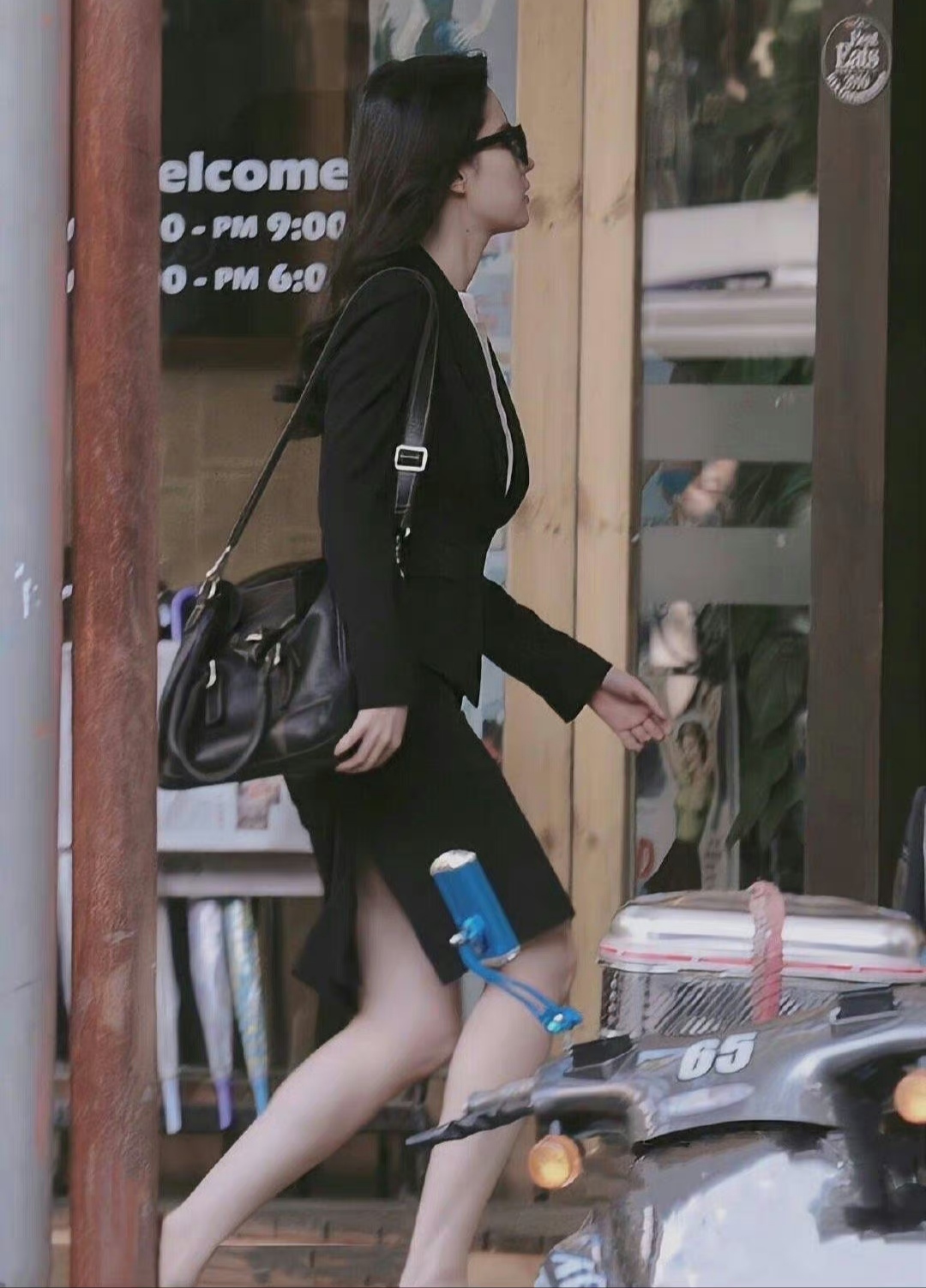 刘亦菲的运动装原图也太好看了吧,刘亦菲私服出行