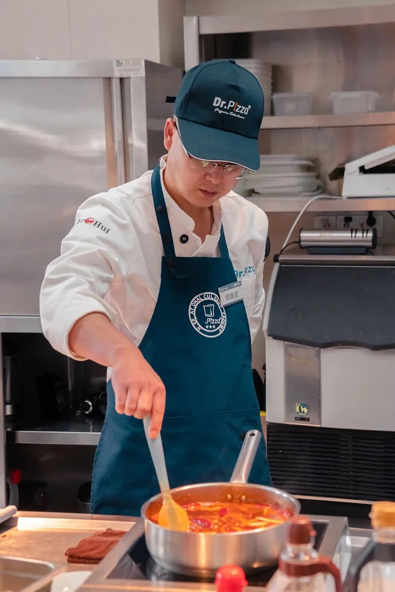 5种方法教你做出最美味炸鸡视频,如何做超级美味的炸鸡