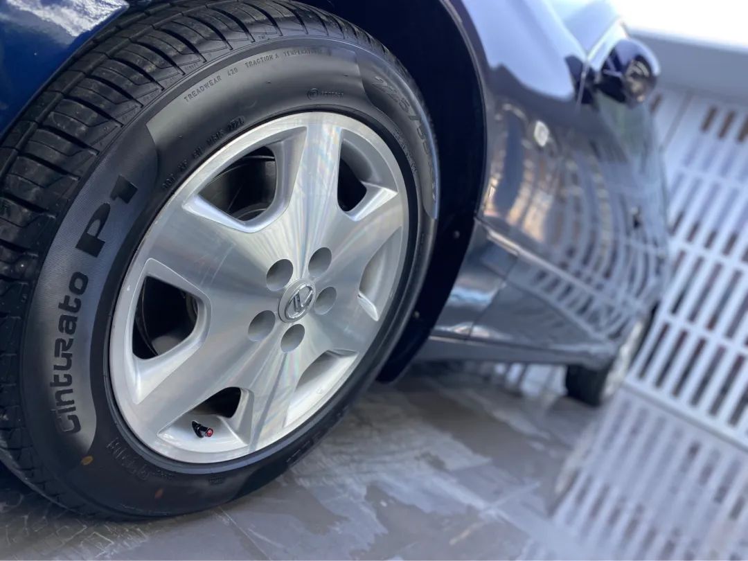 雷克萨斯ls430翻新修复,雷克萨斯ls430老车翻新作业