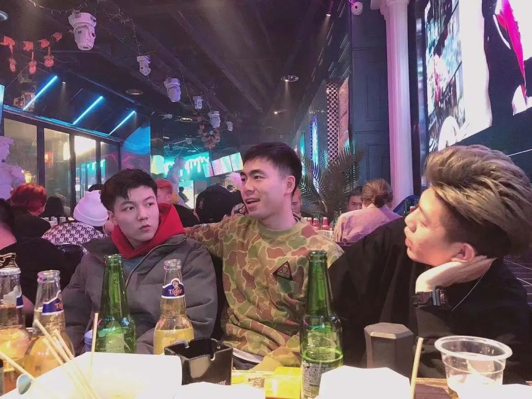 西安年轻人一年生活开支,西安年轻人月消费