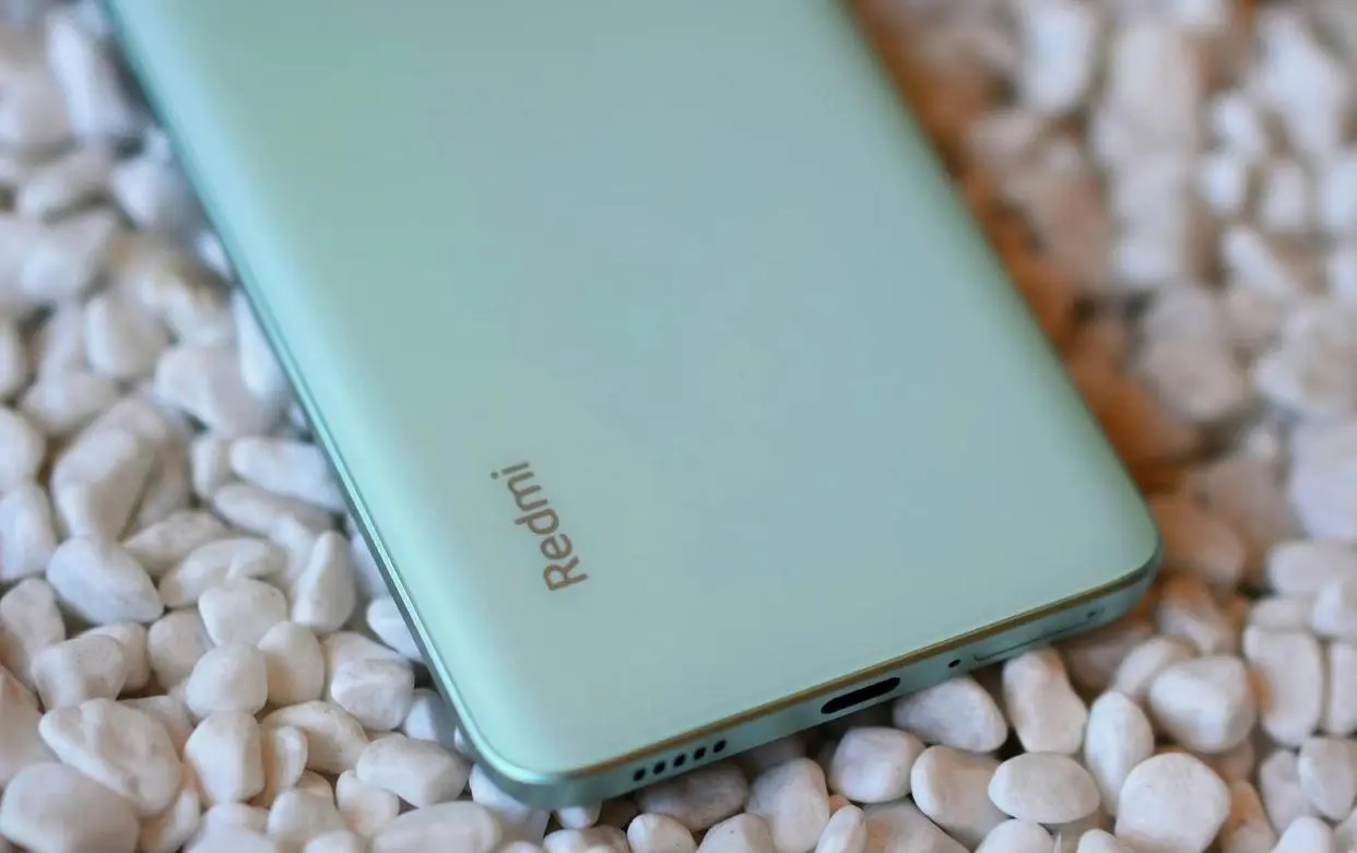 红米新品k60至尊版调校比较好,对红米k60至尊版的外观评价