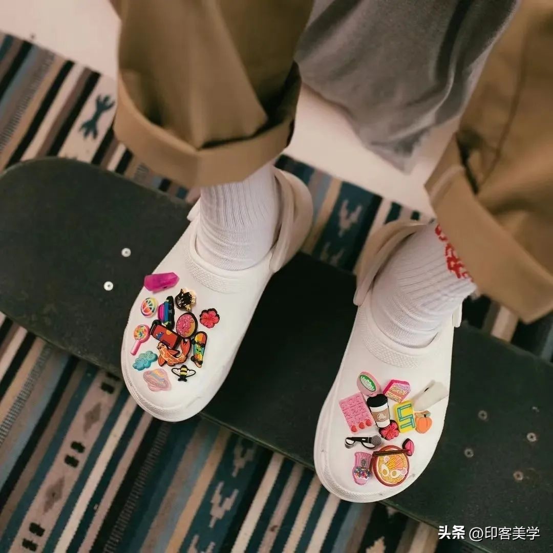 曾经“土low”的审美潮流，现在“真香”