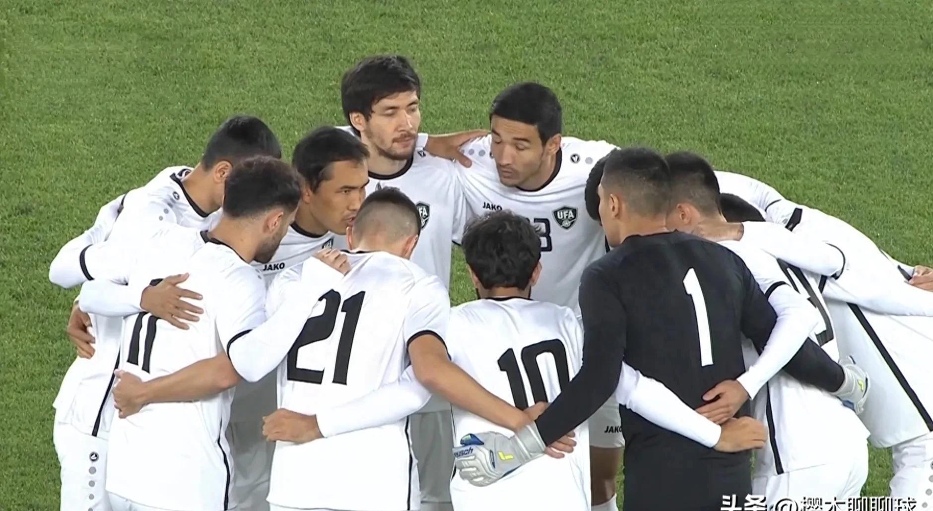 中国男足不敌1比3越南,中国男足亚洲杯2比1乌兹别克斯坦