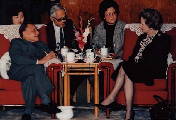 罗大佑写香港的歌曲,罗大佑香港乐坛