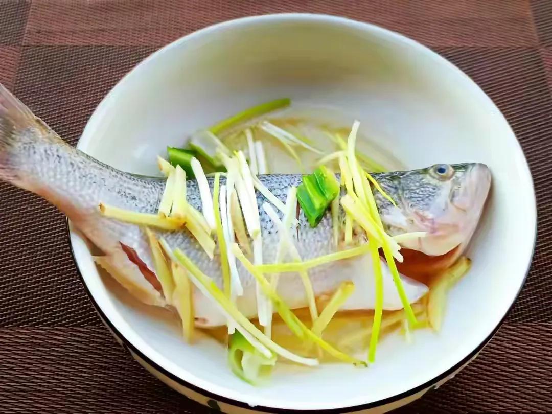 除夕年夜饭，不管有钱没钱，6道“吉祥菜”记得吃，寓意兔年吉利