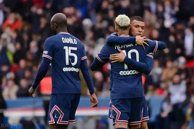 世界足球联赛c罗进球,国际足球c罗