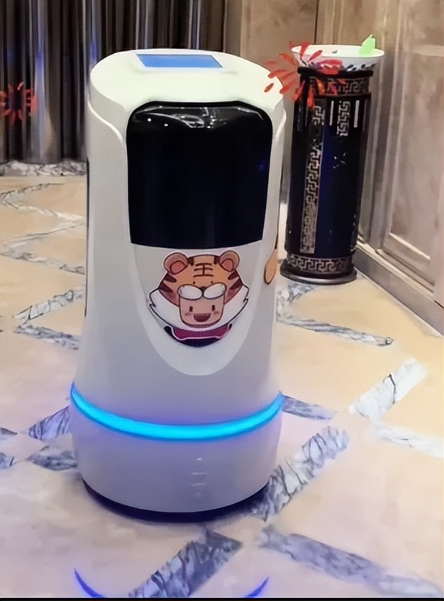 閰掑簵涓婃柊鍝佽鎬庝箞璺熷浜鸿,鍑幈閰掑簵鐞嗗康