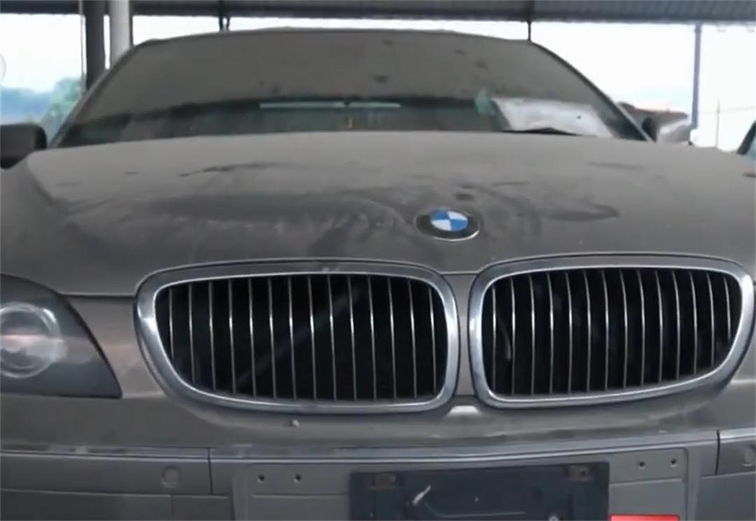 60澶氬瞾鑰佷汉杞借揣琚氦璀︽姄鍚庣画,鑰佷汉鎷栧甯﹀彛