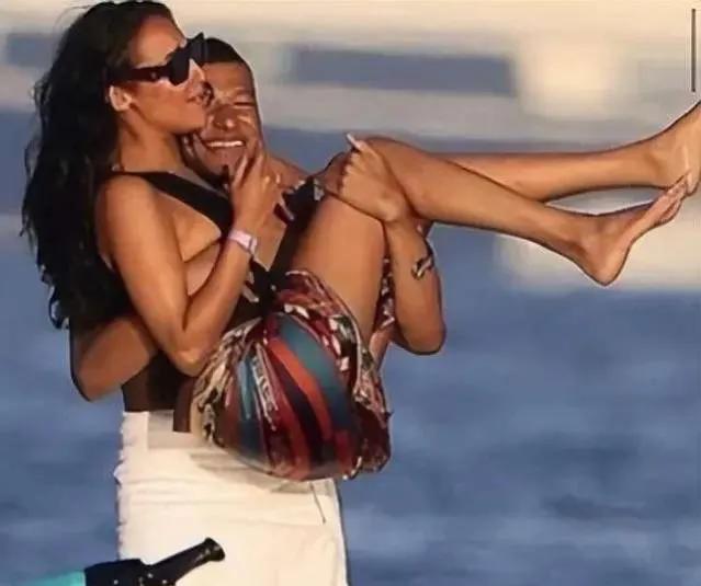 姆巴佩的身价是足坛第一么,姆巴佩重返足坛第一身价