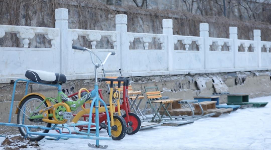 滑冰场旅游,滑冰玩雪