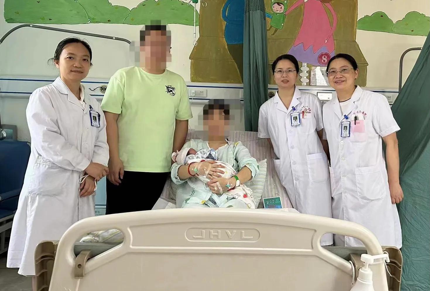 宜宾首例！“臀位”变“头位”，华西宜宾医院成功开展徒手臀位外倒转术