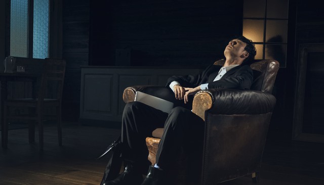 远嫁新西兰的初恋回来了,我带她去采摘樱桃,她靠在我肩上哭了