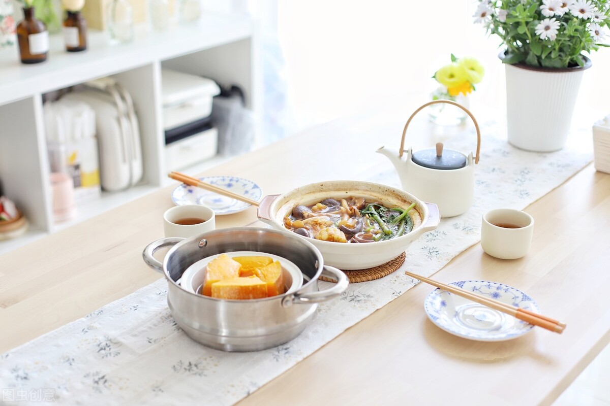 为什么胃肠道疾病可以导致缺铁？胃溃疡的表现有哪些？如何治疗？