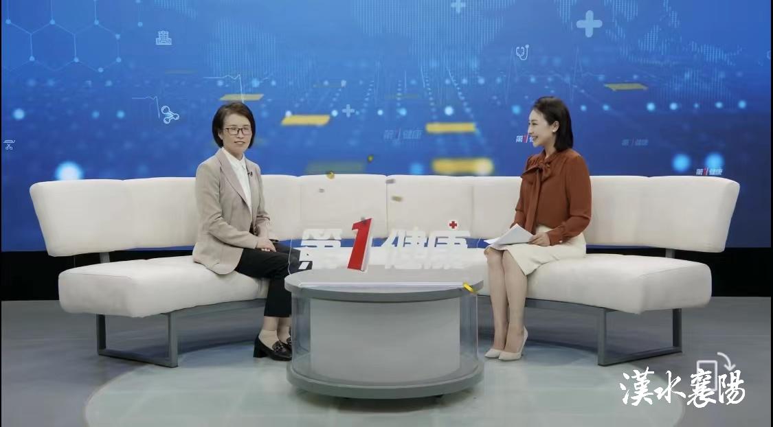 被蜂蜇伤后的4个自救方法,被黄蜂蛰伤应第一时间怎么处理