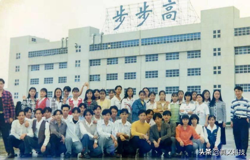 vivo和oppo为啥被叫做蓝绿厂,为什么vivo和oppo叫蓝绿厂