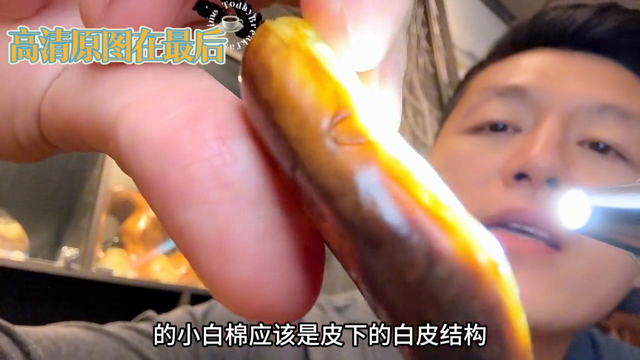 和田玉籽料包金吊坠图片,和田玉籽料貔貅吊坠搭配黄金顶珠