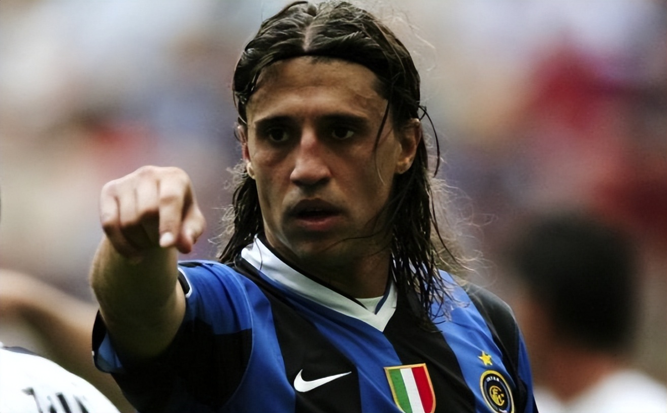 大罗足球过人,大罗控球集锦