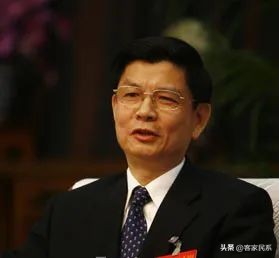 梅州籍最有钱富豪是谁,广东梅州籍客家人富豪排行榜