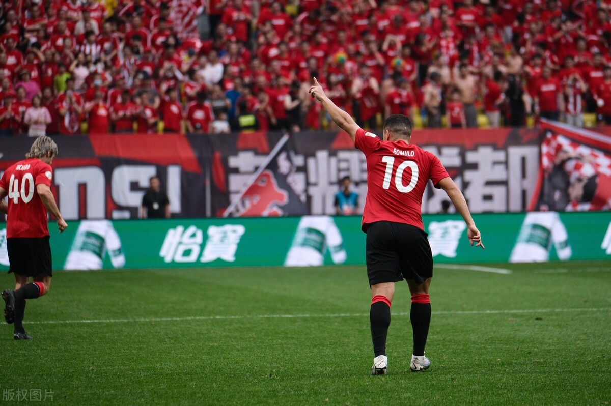 国足成都蓉城,国足首发出炉武磊搭档艾克森