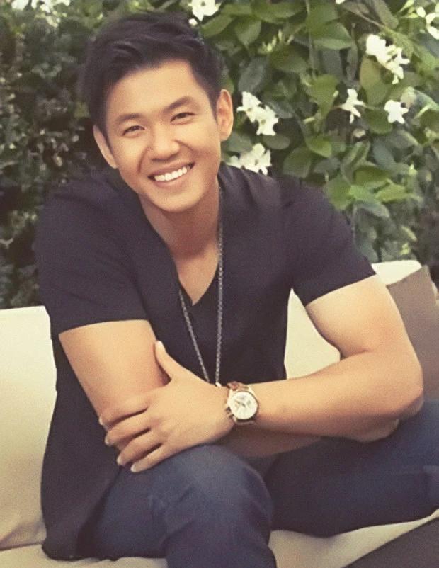 大s与外国人吻戏视频,大s三重奏恩爱