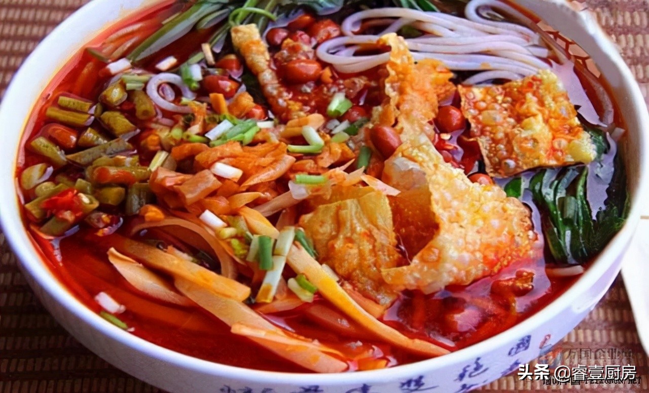 柳州螺蛳粉汤底配方和制作过程,柳州螺蛳粉的配方临桂哪里批发