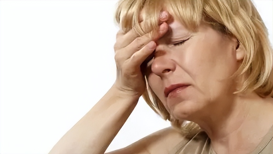 不想雌激素枯竭日常做好这几件事,女性更年期雌激素枯竭的表现