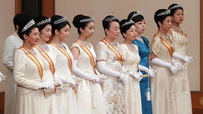 爱子公主被霸凌,爱子公主被校园霸凌