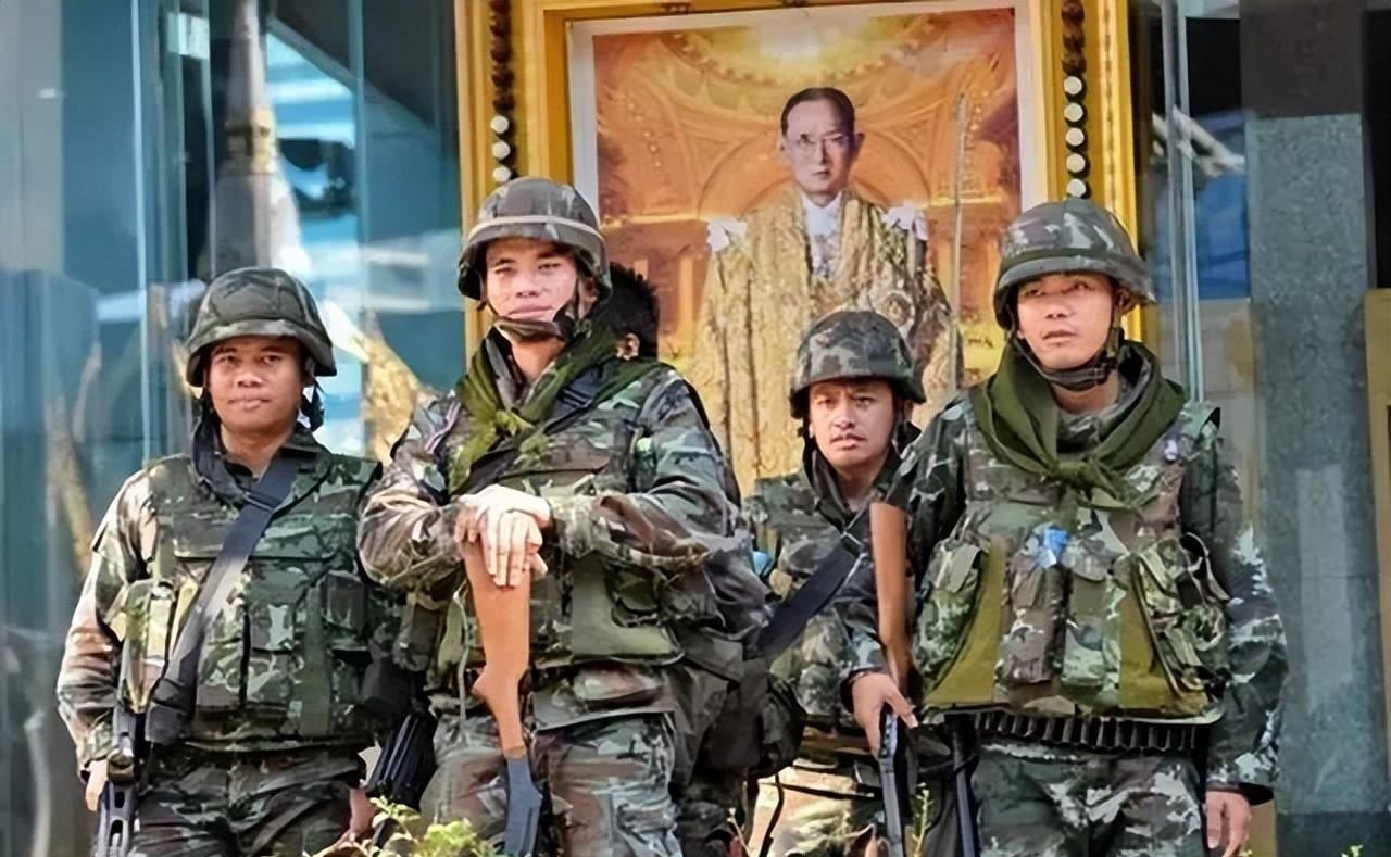 泰国政变及泰国政局,泰国正式解散议会什么意思