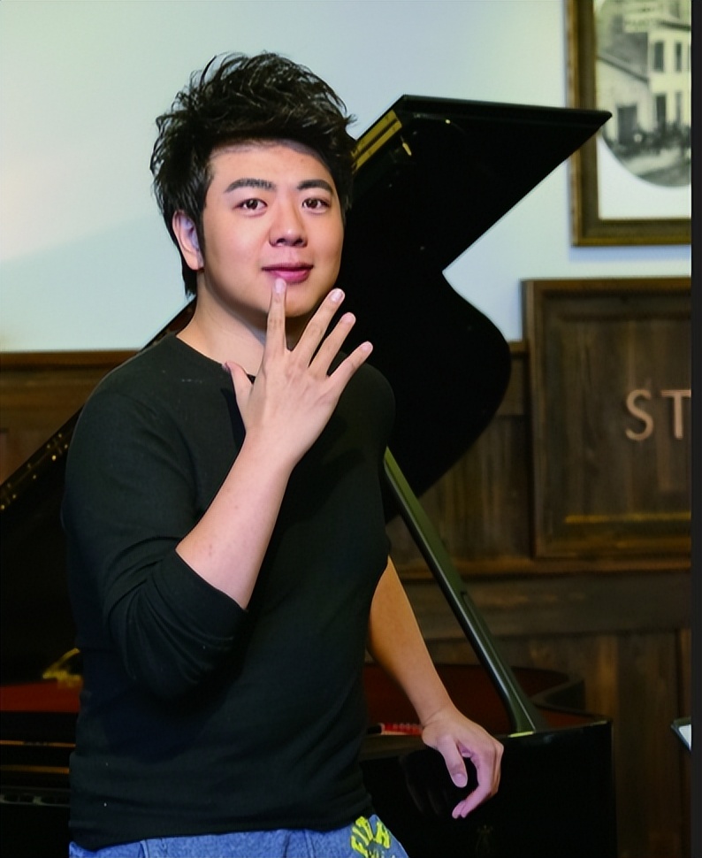 郎朗：钢琴为他带来了名与利，但同时也险些“毁”了他