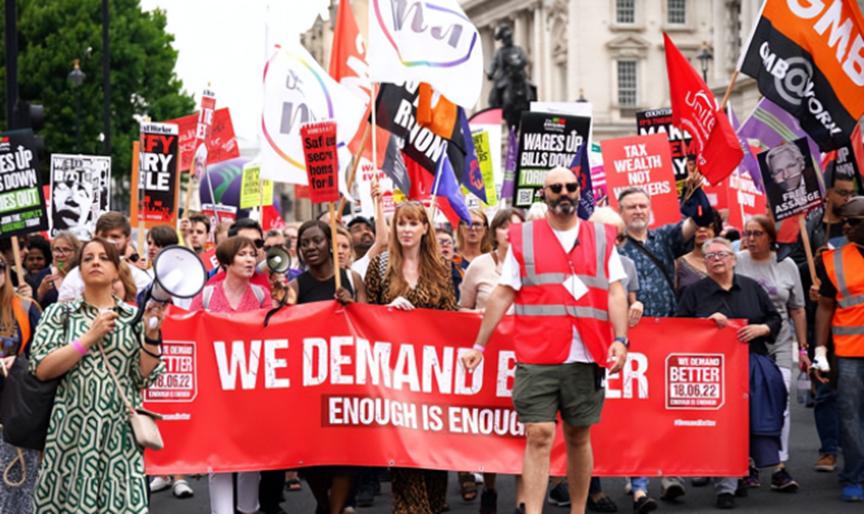 中国多地出手，唯品会京东被买爆，西方物价却创40年新高