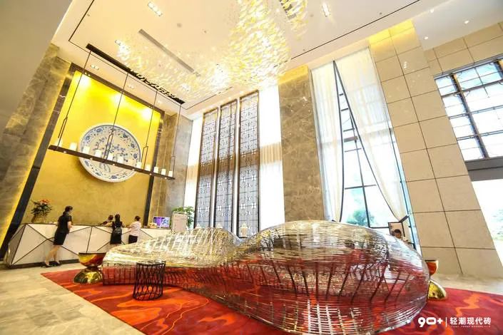 宜昌长城假日酒店预订,湖北宜昌长城假日酒店定位