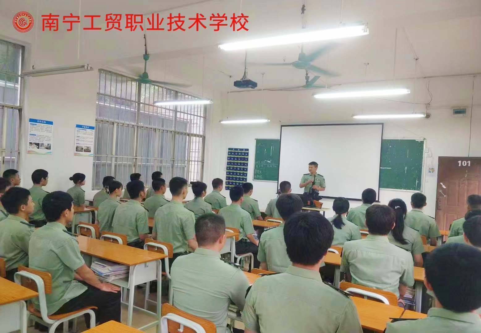 广西职高中专技校有哪些,广西职校招生咨询中专
