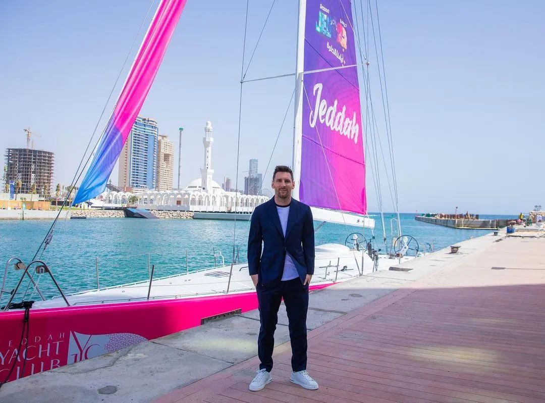 梅西现身lv,梅西穿阿根廷卡塔尔世界杯球衣