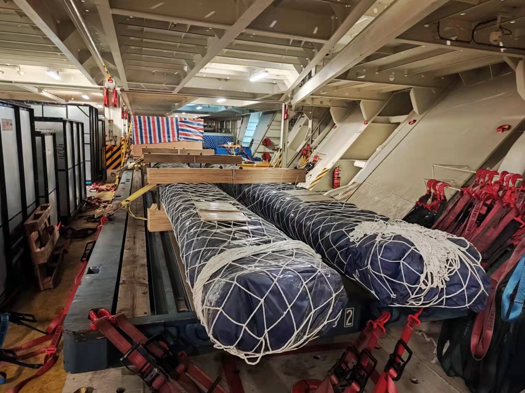 俄开放海参崴，24小时内，中国取消美83万吨订单，美国时间不多了