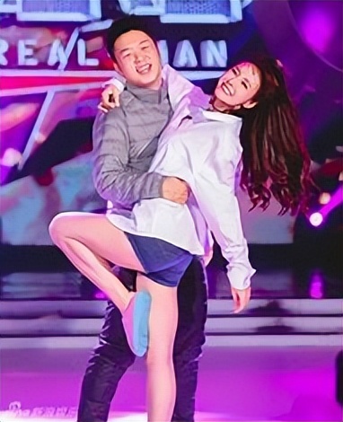 杜海涛给沈梦辰买的车,杜海涛给网红买包