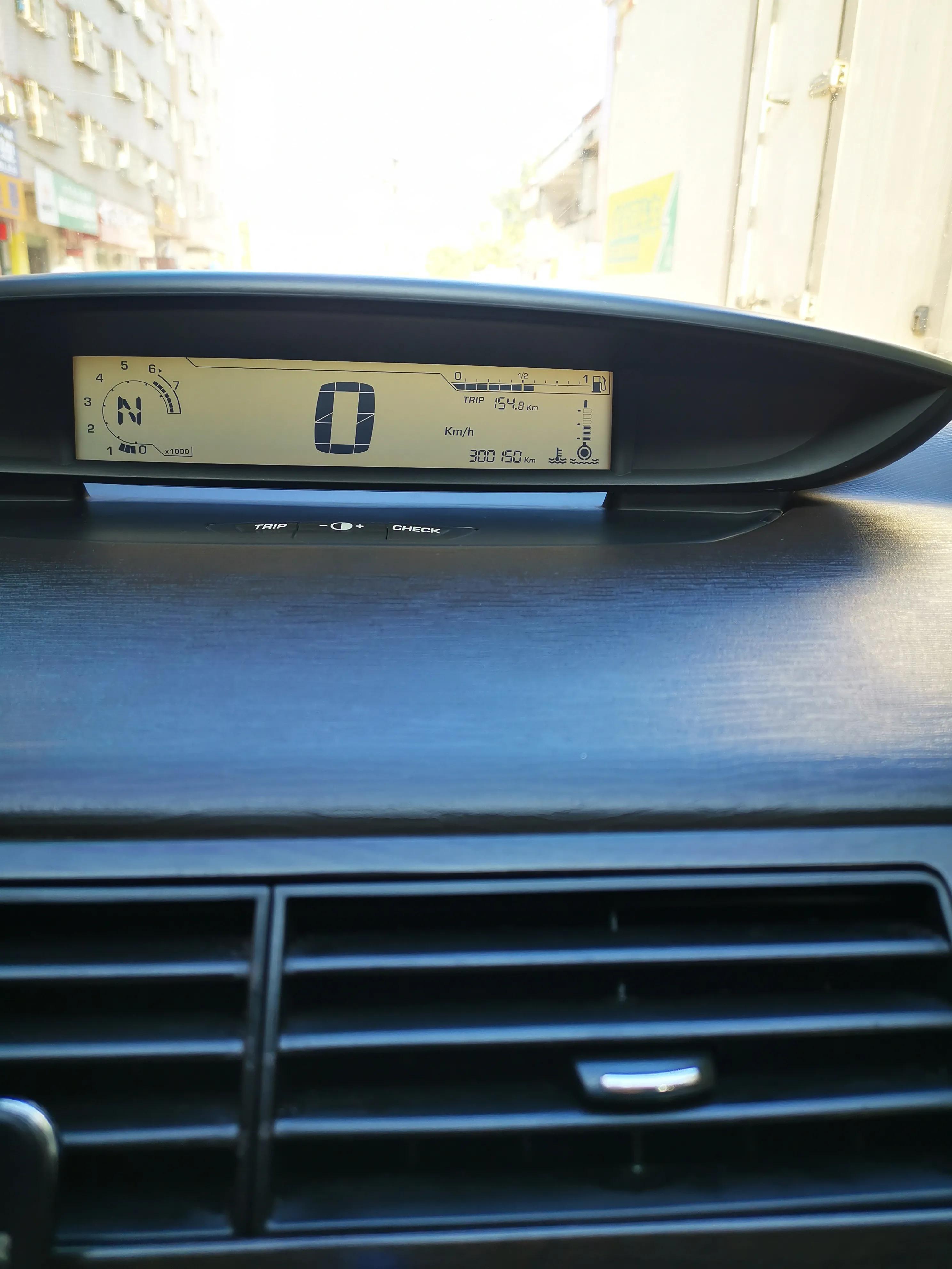 20款雪铁龙驾驶感受,沉浸式体验老车雪铁龙