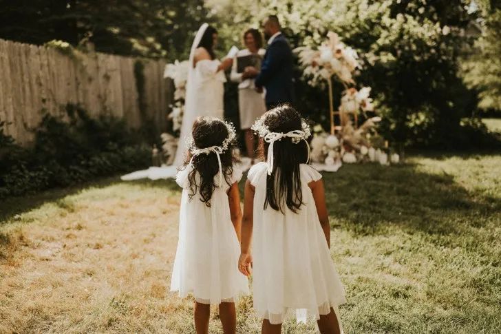 因为疫情婚礼延期有什么说法吗,婚礼疫情延期怎么办