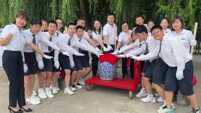 小学毕业典礼的超燃视频,最棒的小学毕业典礼