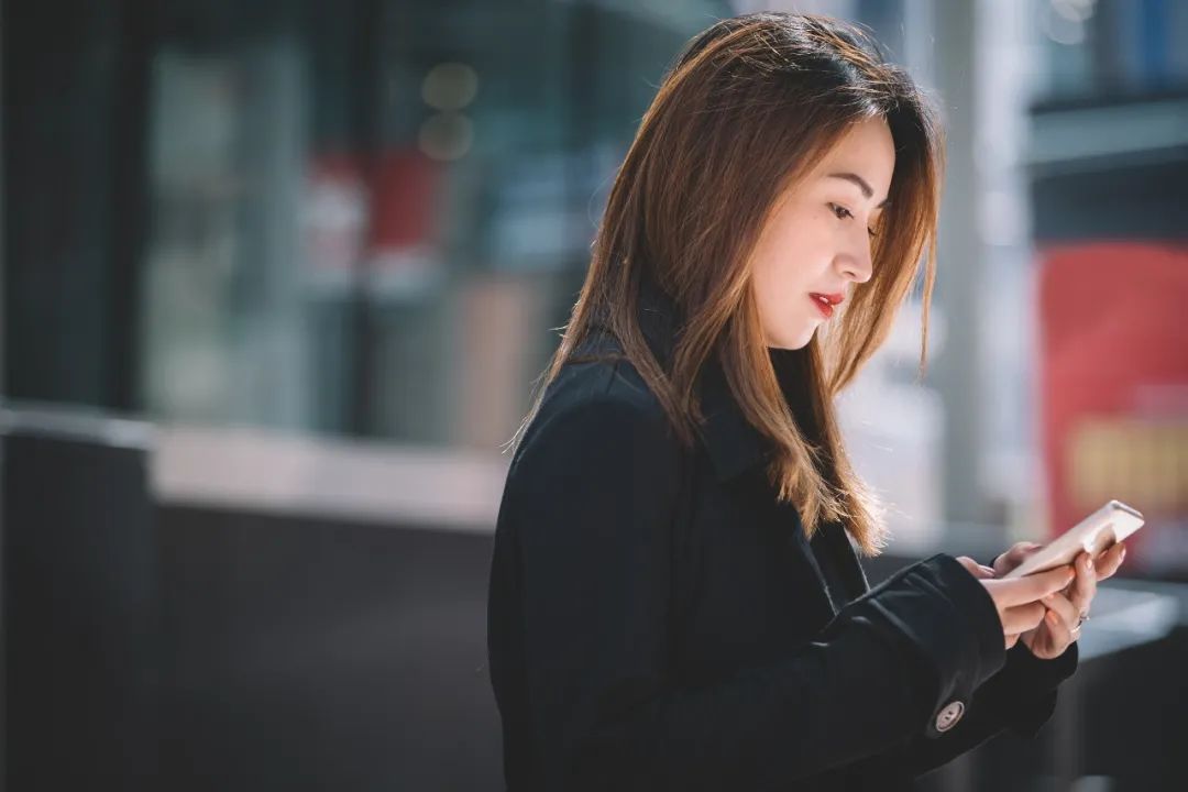 史上最难求职季：一天4套笔试做到凌晨，名校毕业生像白菜被挑选