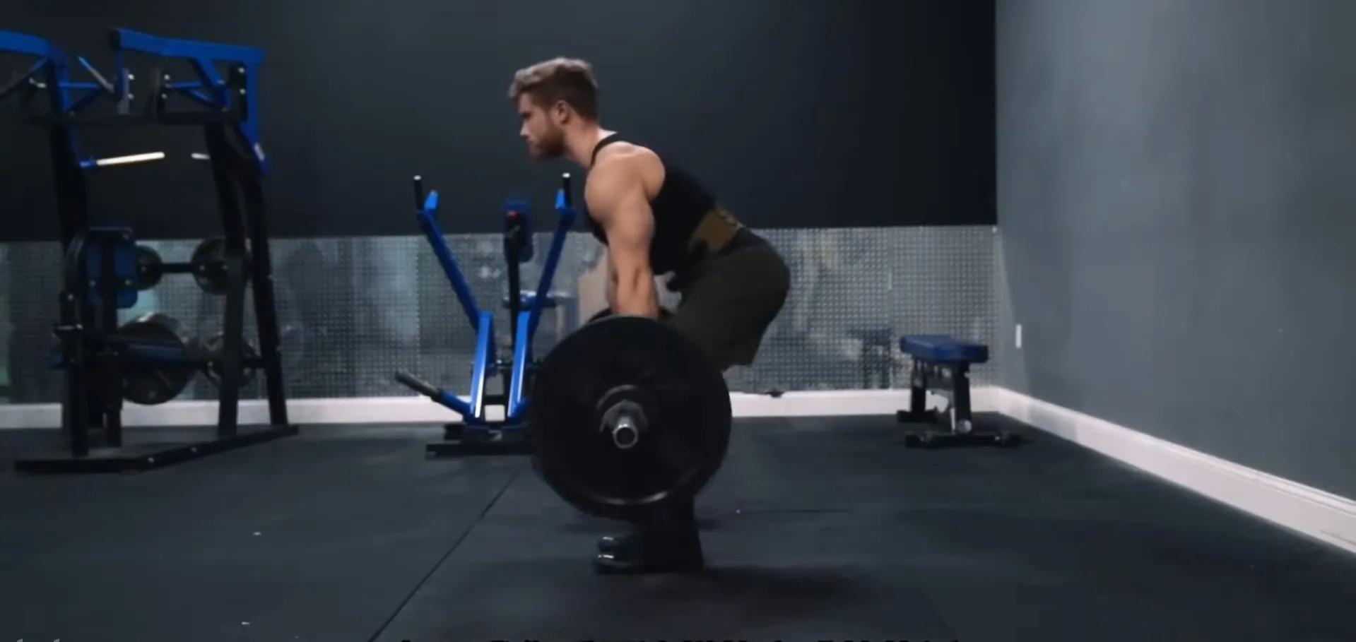 三大项深蹲和硬拉哪个容易上重量,高次数力量训练能否提高运动表现