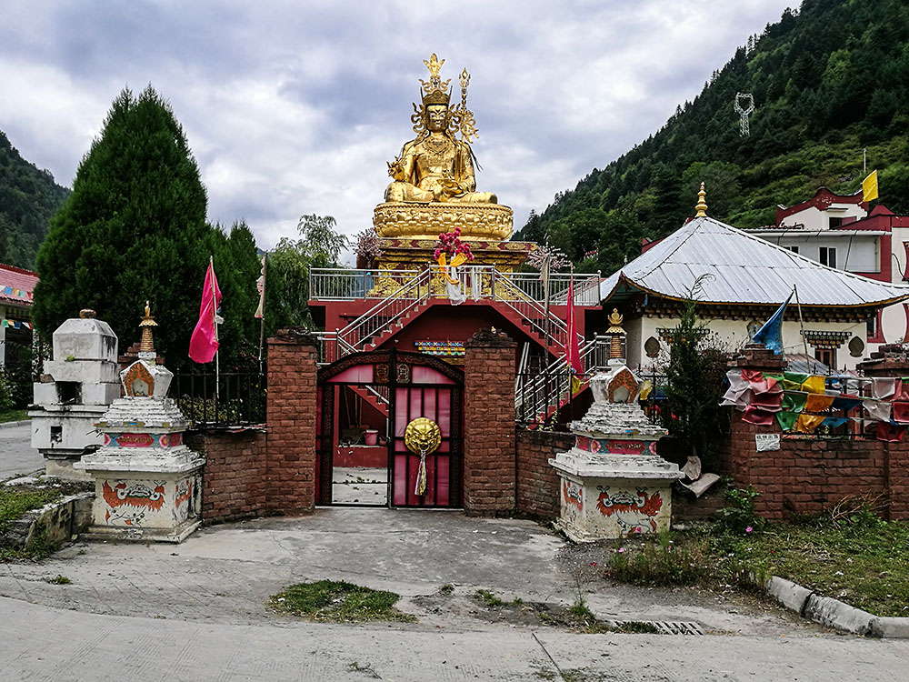 西部大草原旅游攻略,四川红原大草原自驾旅游攻略