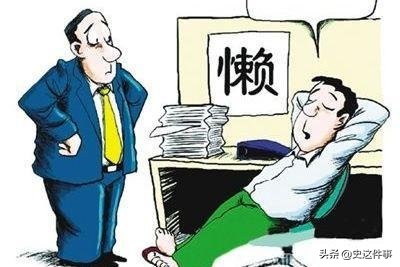 杭州钱塘江一小伙跳河救人,杭州三个小伙救人落水