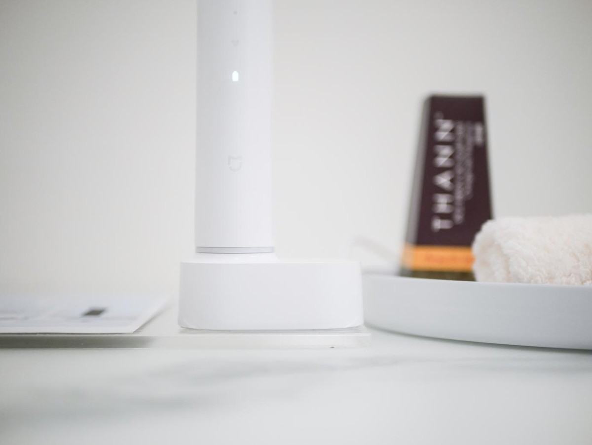 usmile电动牙刷和飞利浦电动牙刷,华为电动牙刷和飞利浦电动牙刷