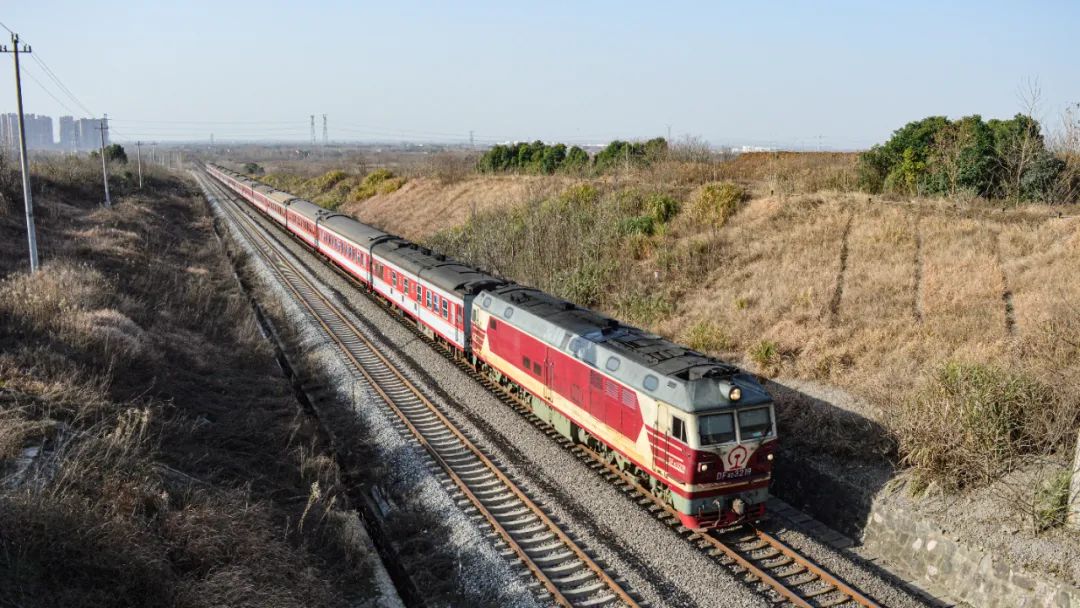 再见k歌翻唱,再见k歌伴奏