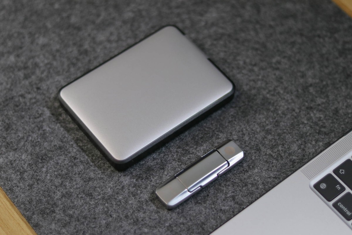 固态u盘和移动固态硬盘哪个好,u盘和移动固态硬盘选哪个比较好