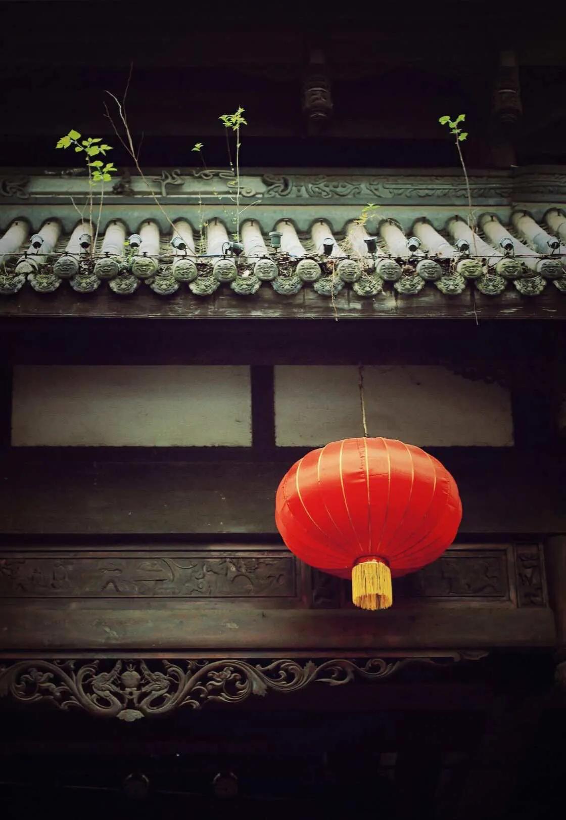 宽窄巷和宽窄香烟,成都宽窄巷宽窄两个字是什么材质