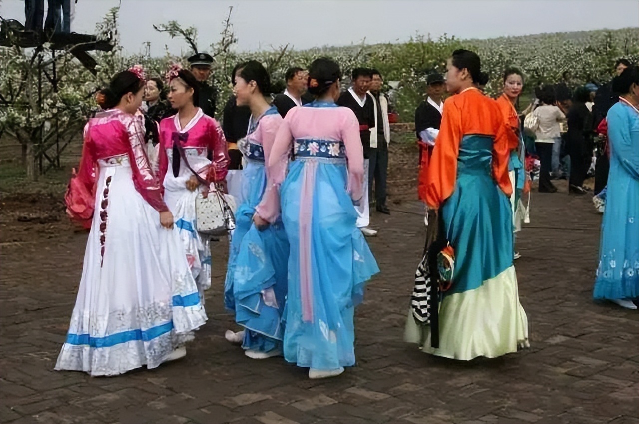 为什么中亚地区有大量朝鲜族人,有家而不能回的民族